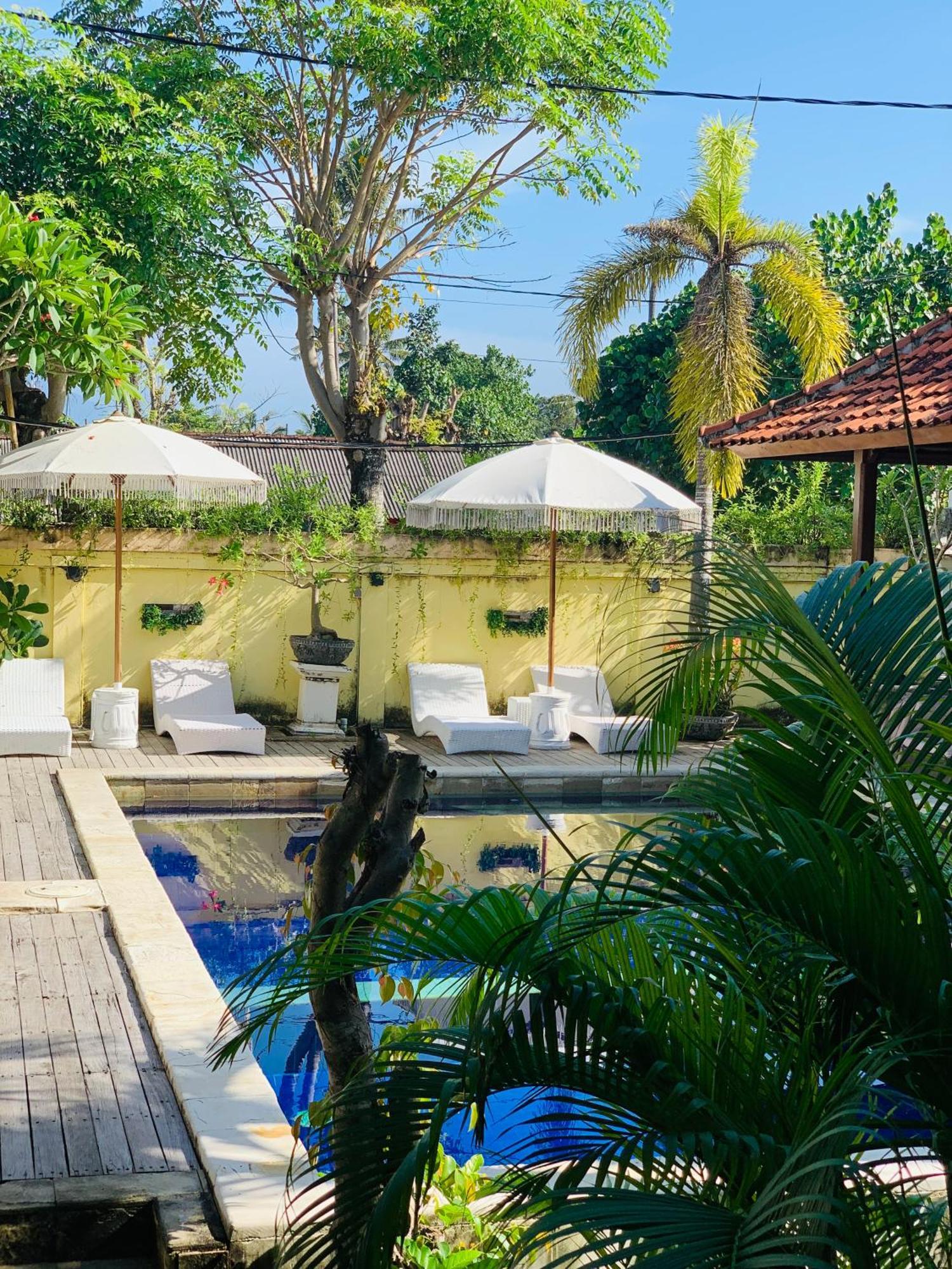 Pondok Baruna Garden Nusa Lembongan Exterior photo