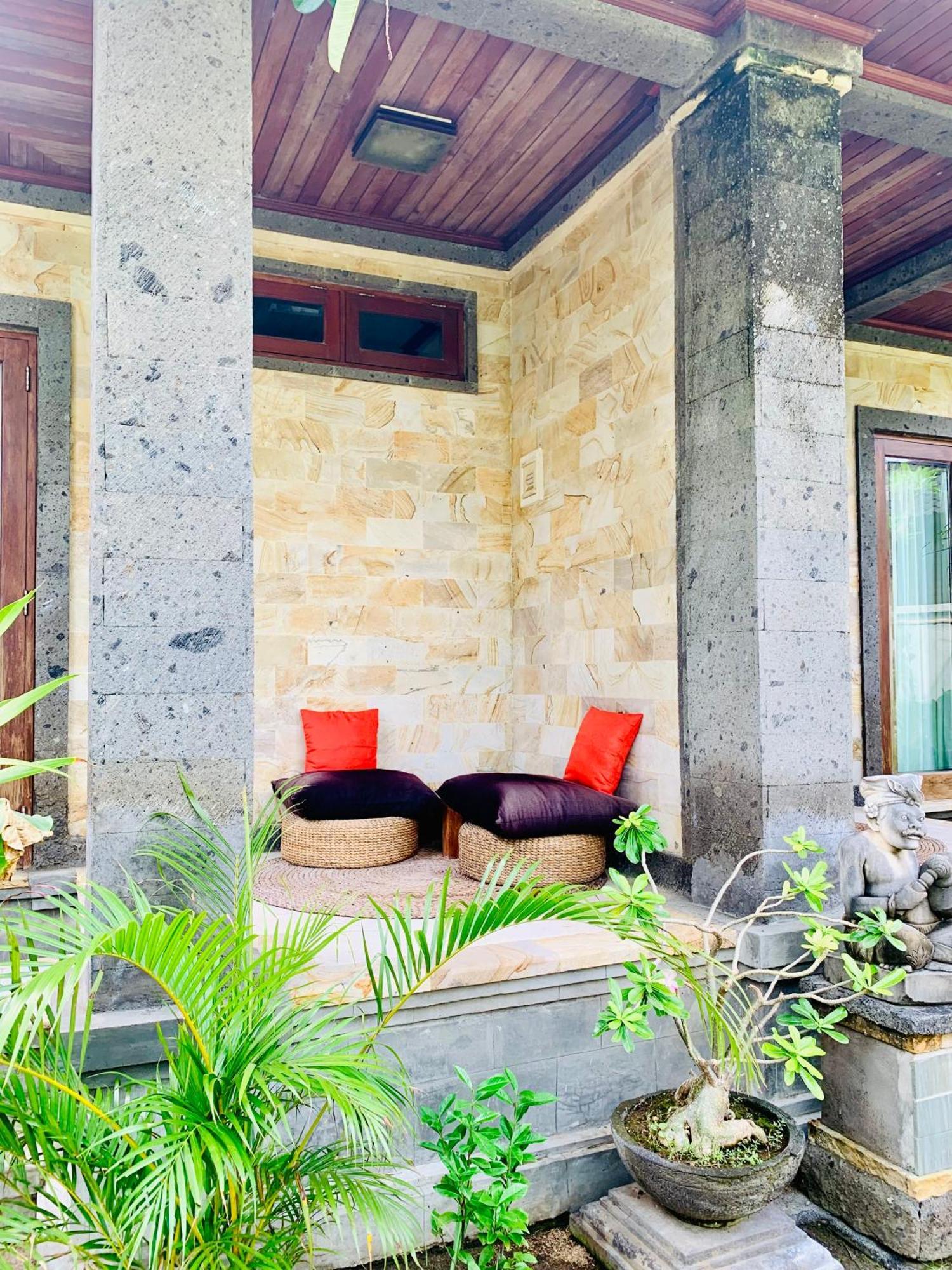Pondok Baruna Garden Nusa Lembongan Exterior photo